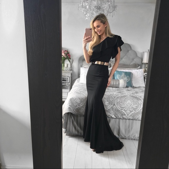 LAST ONE!! Black One Shoulder Ruffles Dress - Picture 7 of 8